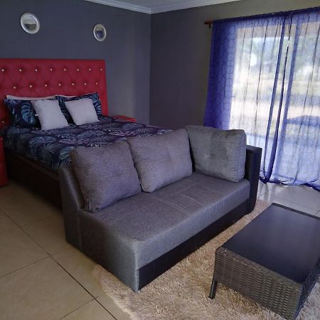 Moholoholo Lodge Acornhoek Екстер'єр фото